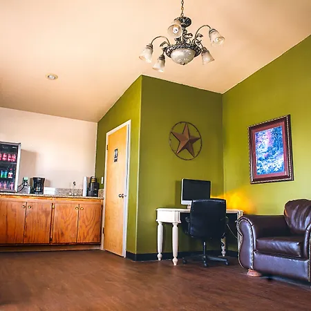 Riata Inn - Rankin-2