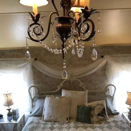 Country Inn Guesthouse-3