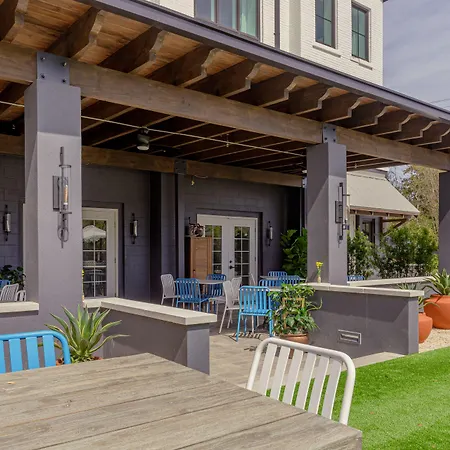 Lily Hall-A Boutique Hotel-3