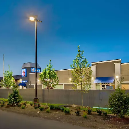 Motel 6 Louisville, Ky- Airport/ Fair Expo-3