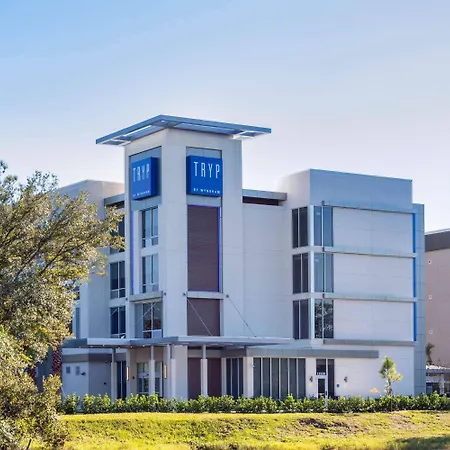 Tryp By Wyndham Orlando-3