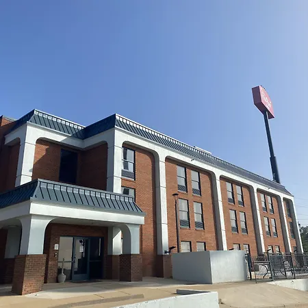 Hometowne Studios By Red Roof Prattville-2