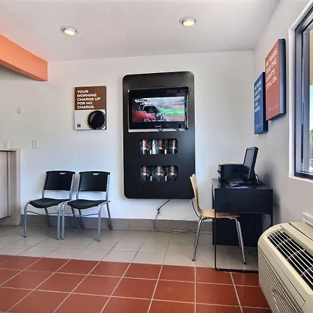 Motel 6-Carlsbad, Nm-2