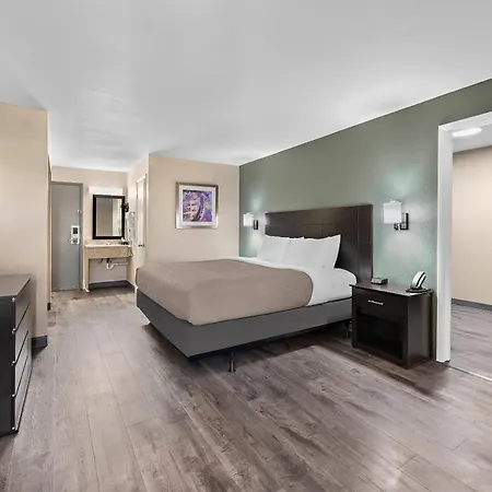 Quality Inn Fort Myers Cape Coral-3