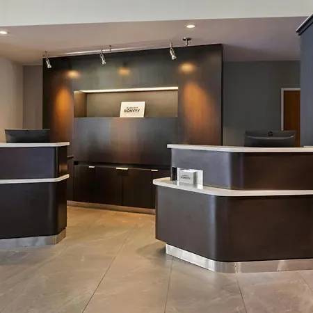 Courtyard By Marriott Sacramento Midtown-2