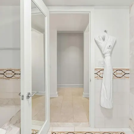 Jw Marriott Miami Turnberry Resort & Spa-3