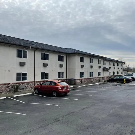 Americas Best Value Inn Lynnwood-2