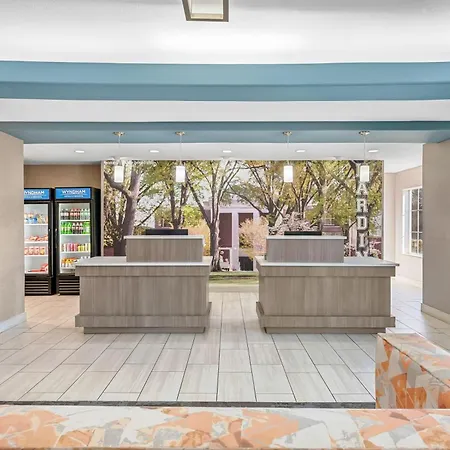 La Quinta By Wyndham Searcy-2