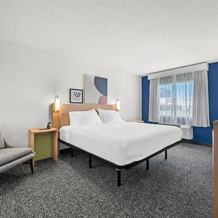Spark By Hilton Cleveland Beachwood-3