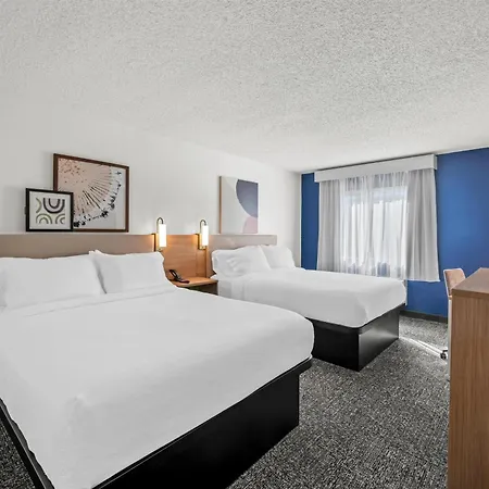 Spark By Hilton Cleveland Beachwood-2