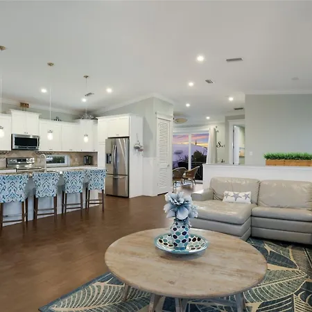 Luxury Vacation Home! Add A Golf Cart!!-3