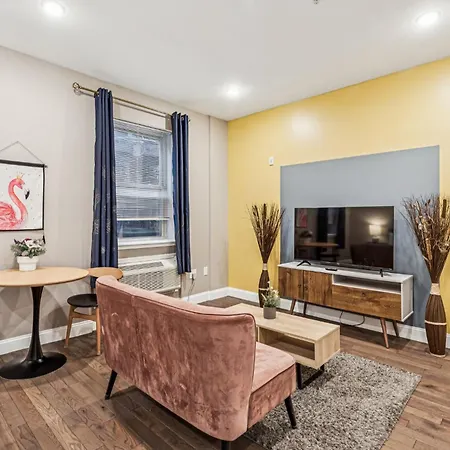 Stay At Luna On Callowhill-3