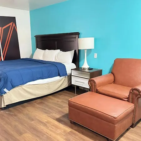 B&J Hotel And Apartments-2