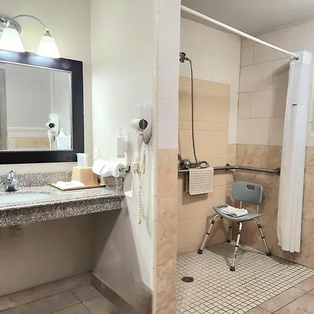 Days Inn By Wyndham Mcallen-3