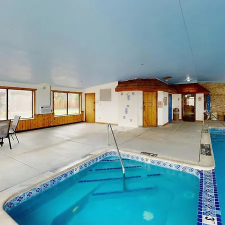 Oscoda Lakeside Hotel-2