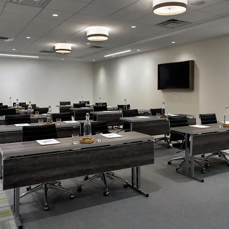 Even Hotel Pittsburgh Downtown By Ihg-2