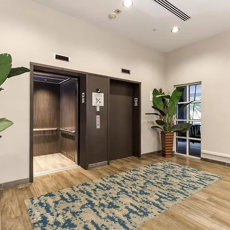 Hampton Inn Miami-Coconut Grove/Coral Gables-2