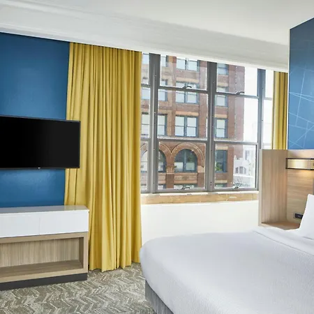 Springhill Suites Memphis Downtown-2