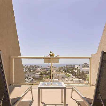 Hyatt Centric Delfina Santa Monica-2