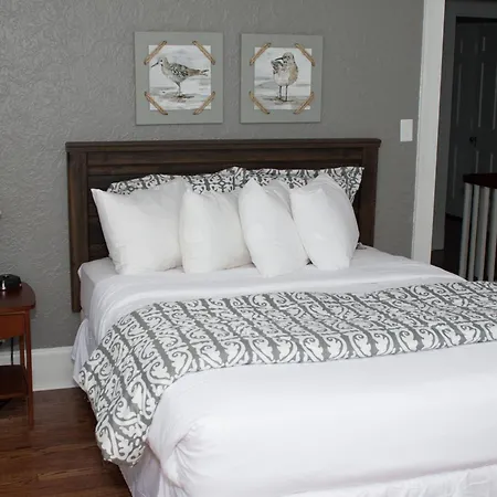 Fort Harrison State Park Inn-2