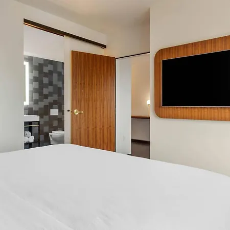 Cambria Hotel Boston Downtown - Seaport-2