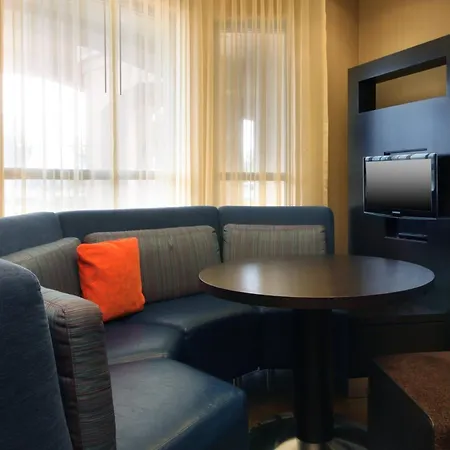 Courtyard By Marriott Salinas Monterey-3
