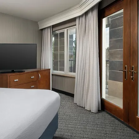 Courtyard By Marriott Seattle Kirkland-2