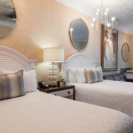 Chateau Inn And Suites-3