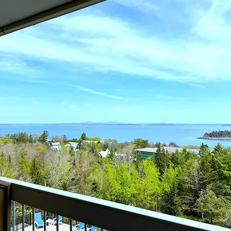 Atlantic Eyrie Lodge-3
