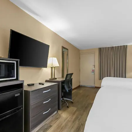 Econo Lodge Panama City St Andrews-2