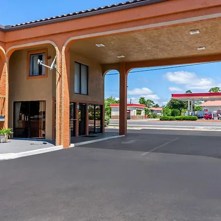 Econo Lodge Panama City St Andrews-3