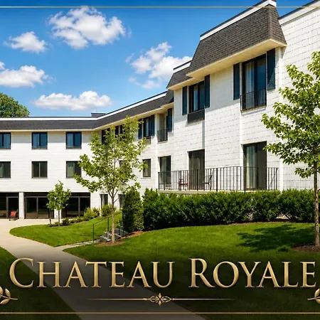 Chateau Royale Inn-3