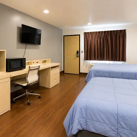 Century Motel Buena Park Disneyland-3