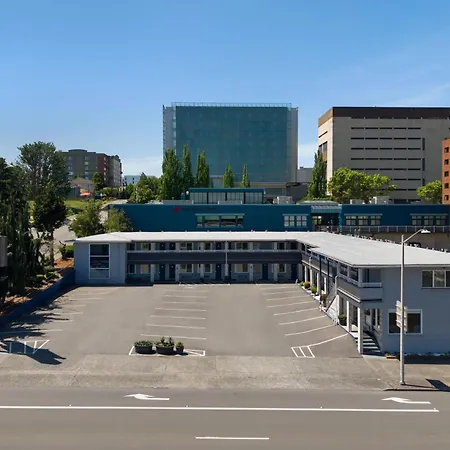 Travelodge By Wyndham Everett City Center-3