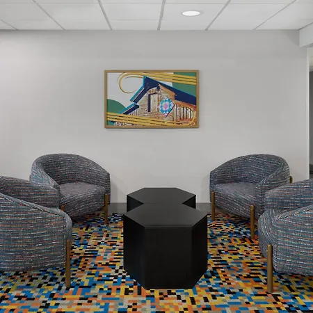 Hampton Inn Janesville-2