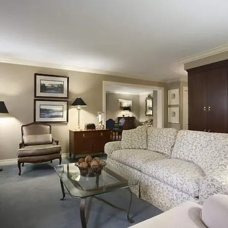 Days Inn By Wyndham Sidney Oh-2