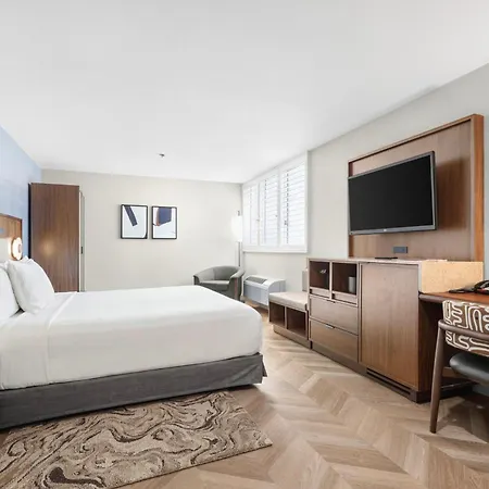 Gateway Hotel Santa Monica-2