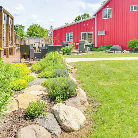Unique, Renovated Barn Vacation Rental In Donnelly-3
