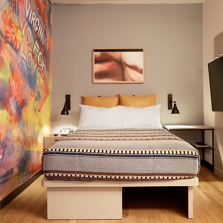 Moxy Richmond Downtown-3