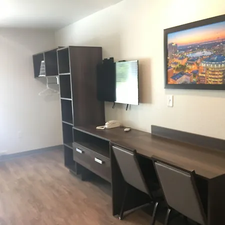 Woodspring Suites Orlando International Drive-2