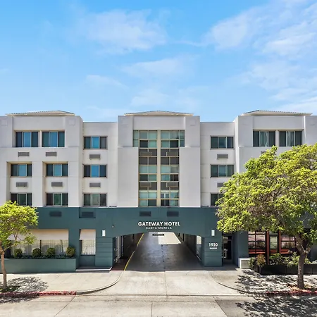 Gateway Hotel Santa Monica-3