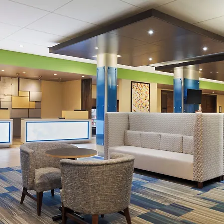 Holiday Inn Express & Suites - Mcallen - Medical Center Area By Ihg-3