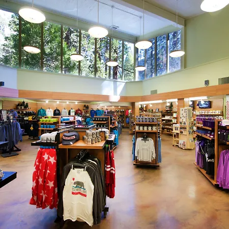 Yosemite Valley Lodge-2