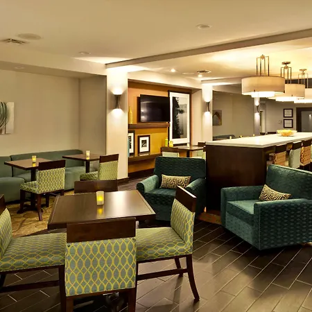 Hampton Inn Niagara Falls/ Blvd-3