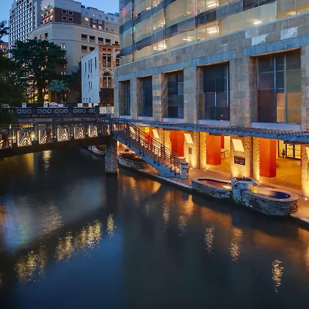 Drury Plaza Hotel San Antonio Riverwalk-2