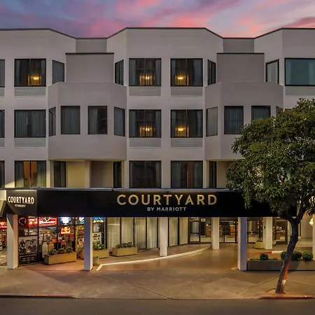Courtyard By Marriott Fishermans Wharf-3
