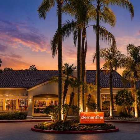 Clementine Hotel & Suites Anaheim-3