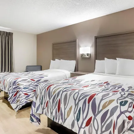 Red Roof Inn & Suites Newport News-2