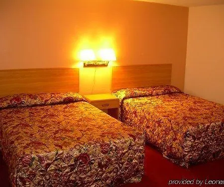 Pelican Motel Niagara Falls-3