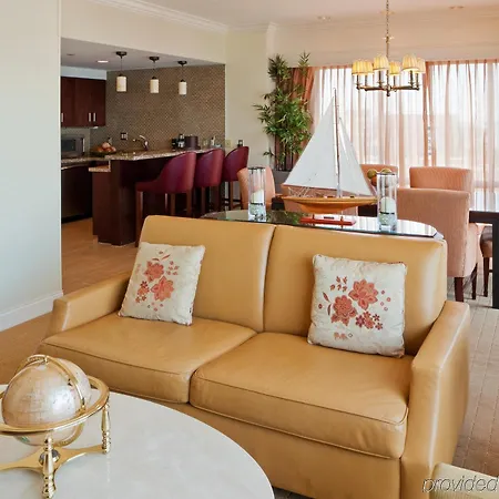 Crowne Plaza Hotel Old Town Alexandria-2